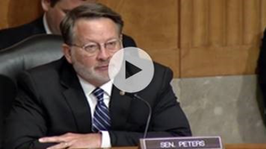 Peters Presses DHS Leadership on Streamlining Traveler Screening 